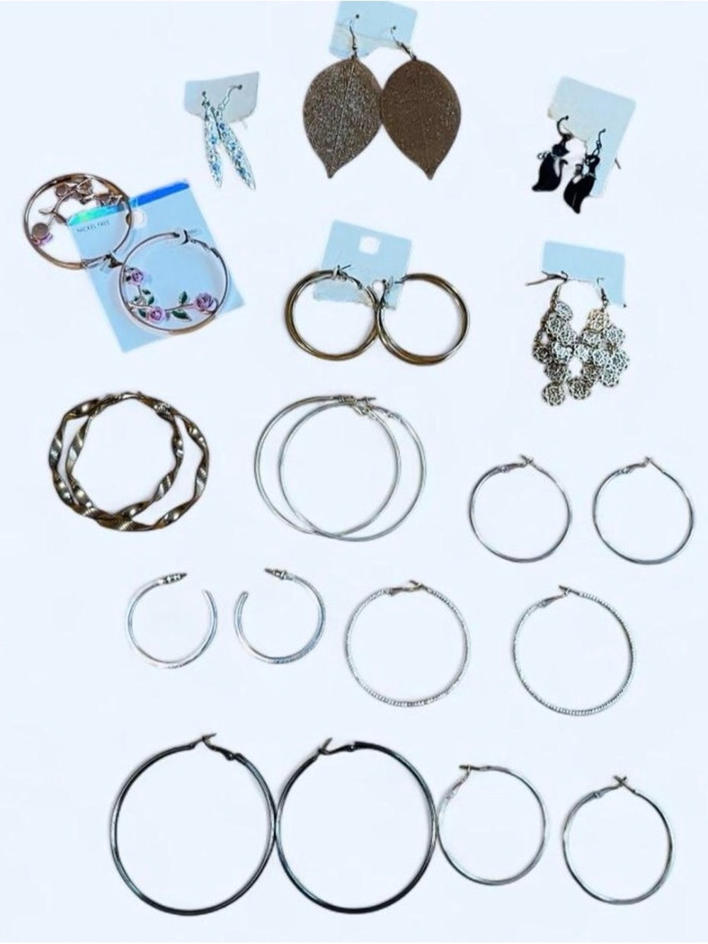 Bundle of earrings